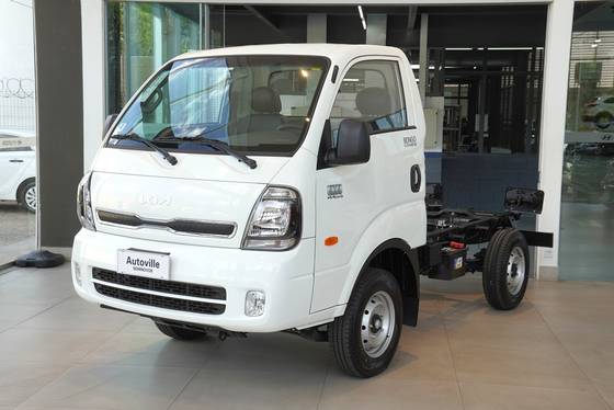 KIA BONGO 2.5 TD DIESEL STD CS 4x4 MANUAL KIA BONGO 2.5 TD DIESEL STD CS 4x4 MANUAL